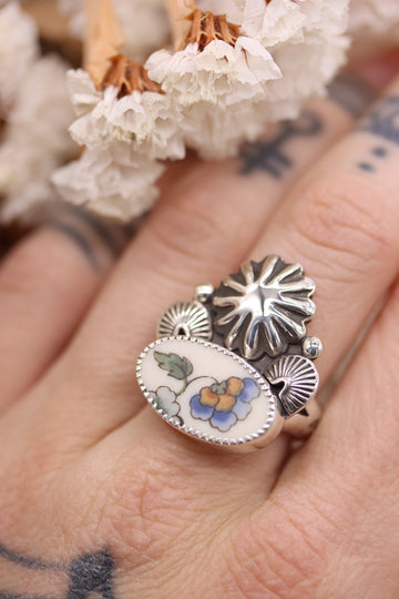 Flora Ring (size 8)