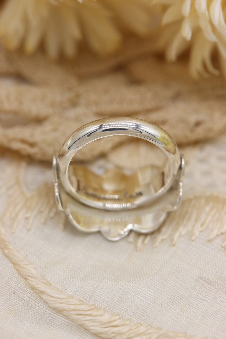 The Scallop Ring (size 7 3/4)