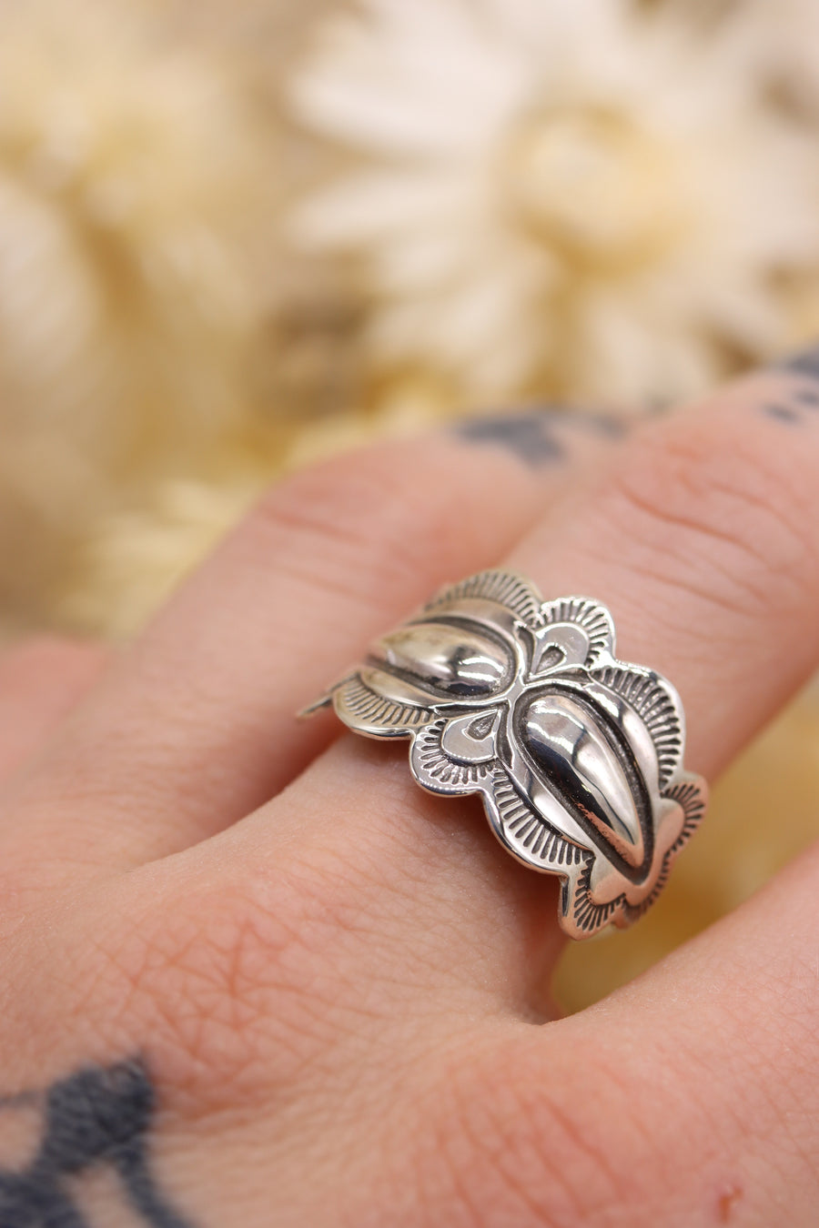 The Scallop Ring (size 7 3/4)