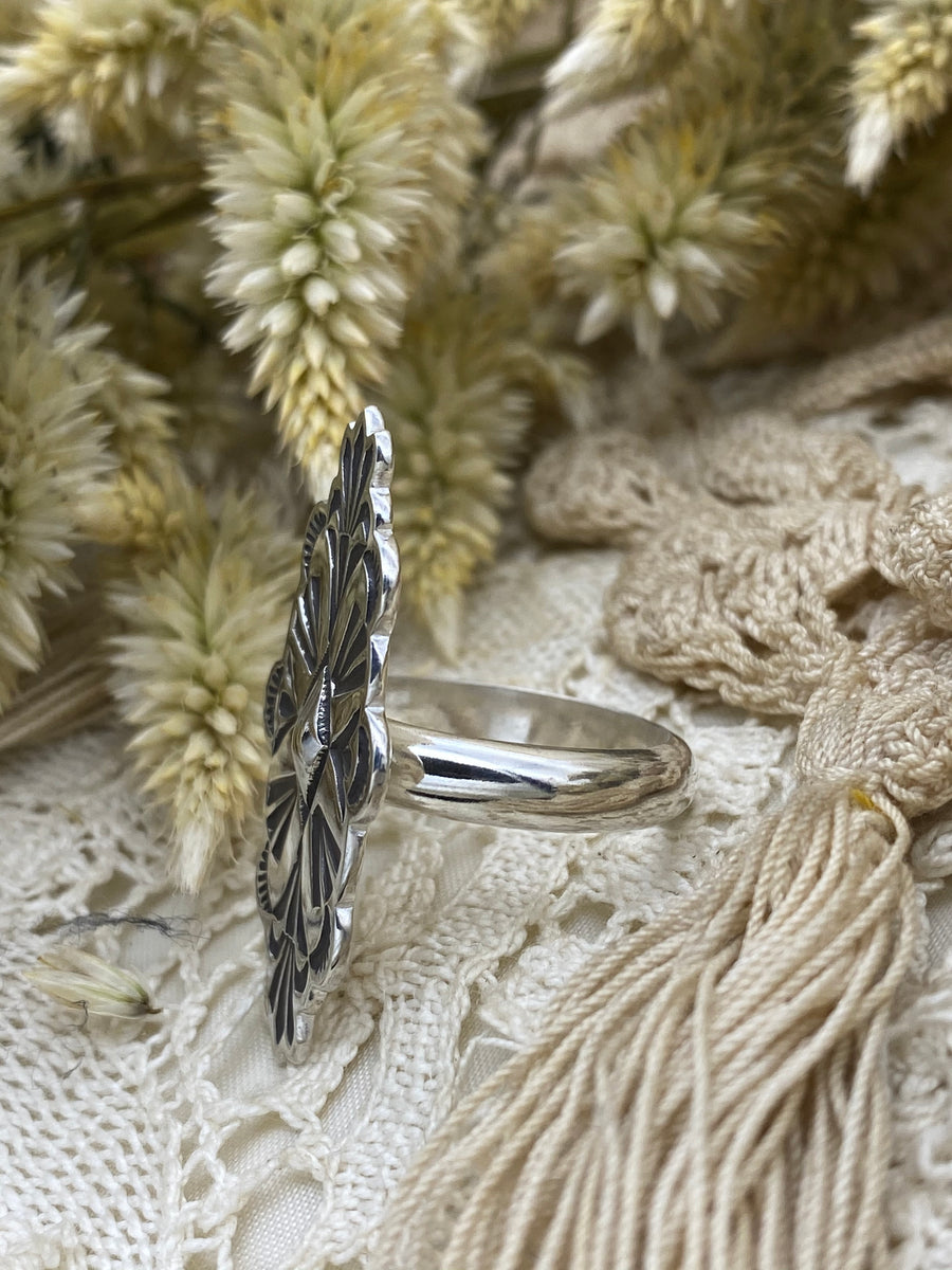 Silver Diamond Ring (size 7 1/2)