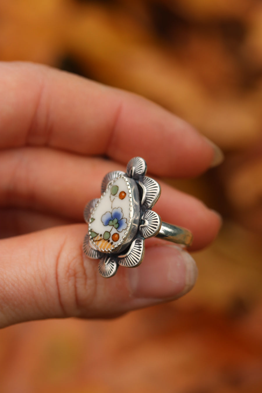 The Flora Ring (size 8)